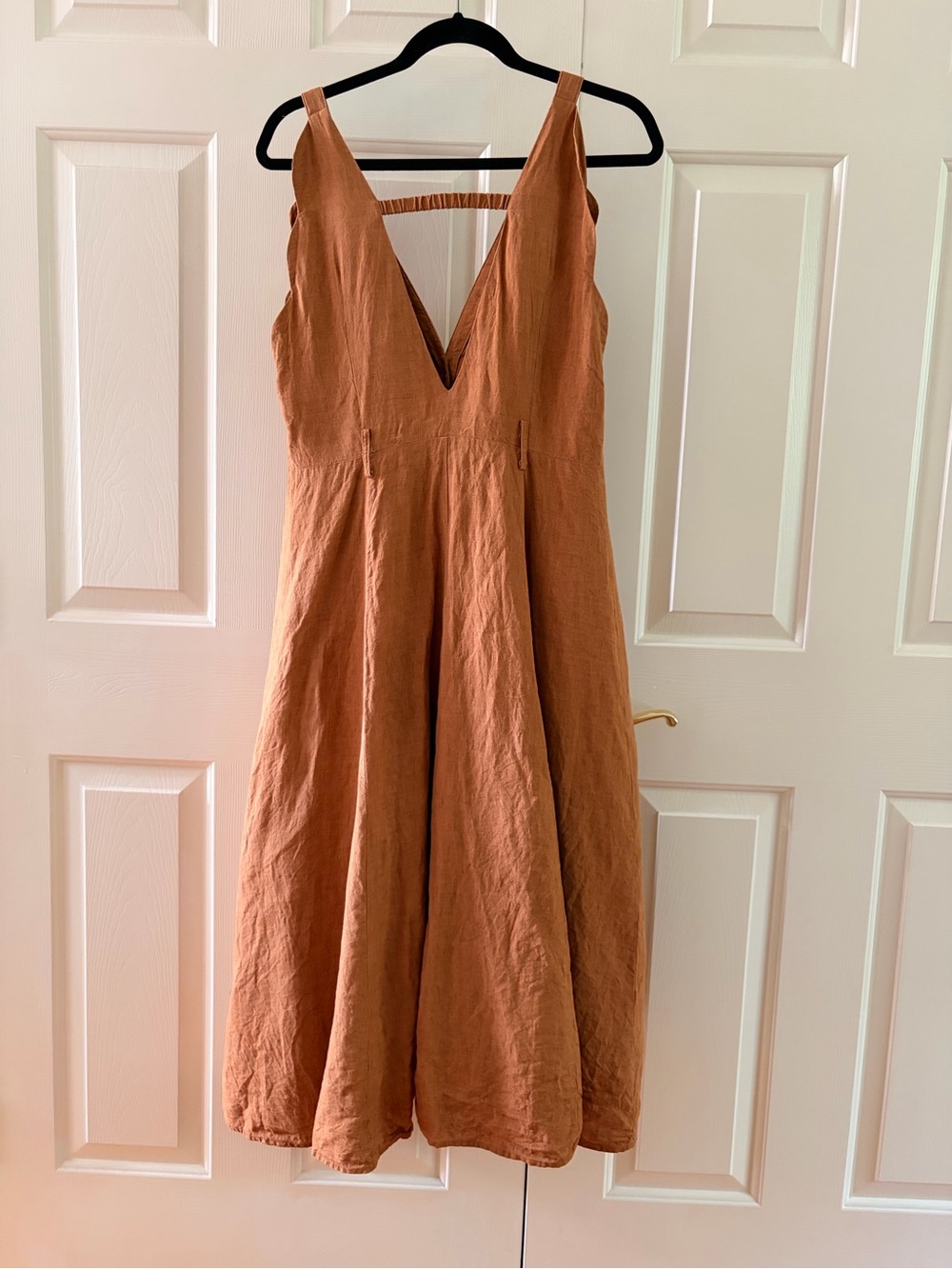 Linennaive Rust Button-Front Linen Midi Dress - Picture 4 of 11